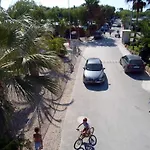 פארק נופש Kamemi Village &