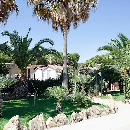 Kamemi Village & ריברה