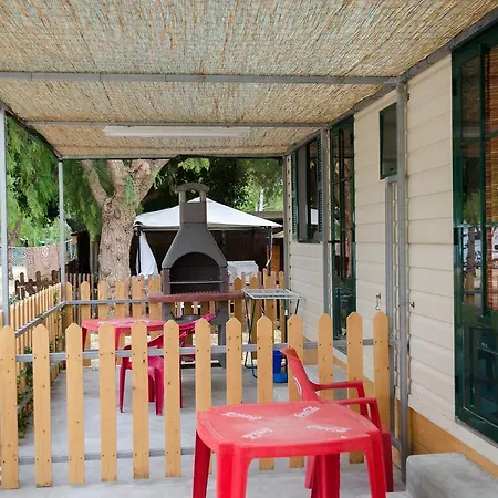 Kamemi Village & 4* ריברה