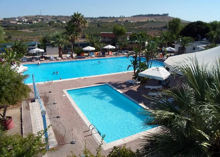 Kamemi Village & 4* Рибера