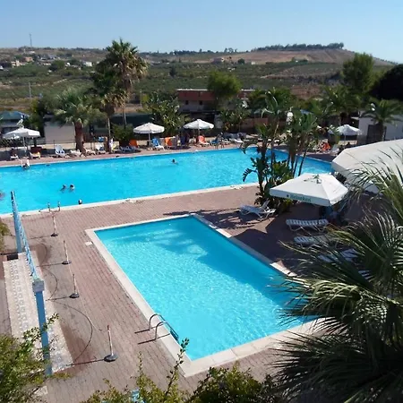 Kamemi Village & 4* Ribera