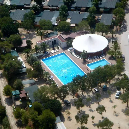 Kamemi Village & Prázdninový areál 4*
