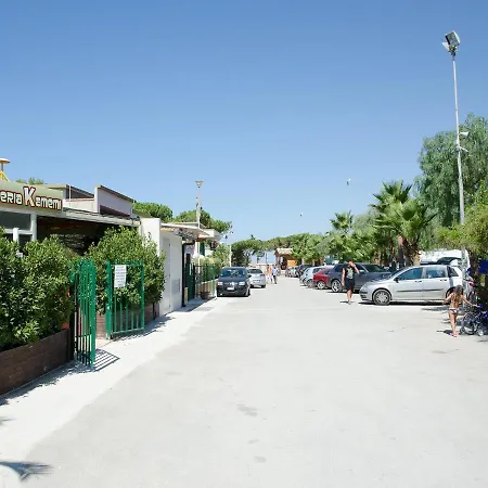 Kamemi Village &
