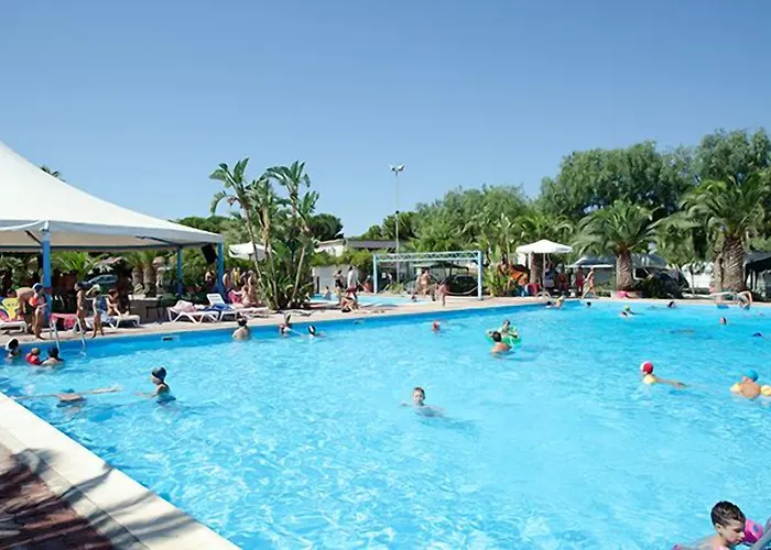 منتزه العطل Kamemi Village &