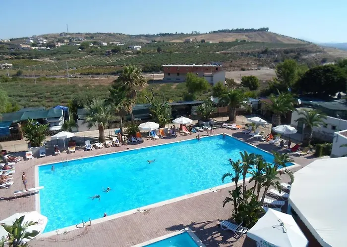 منتزه العطل Kamemi Village &